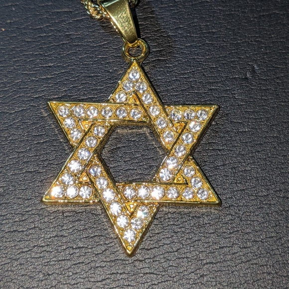 🆕🚨Sale🚨 Religious Pendant - Picture 3 of 8